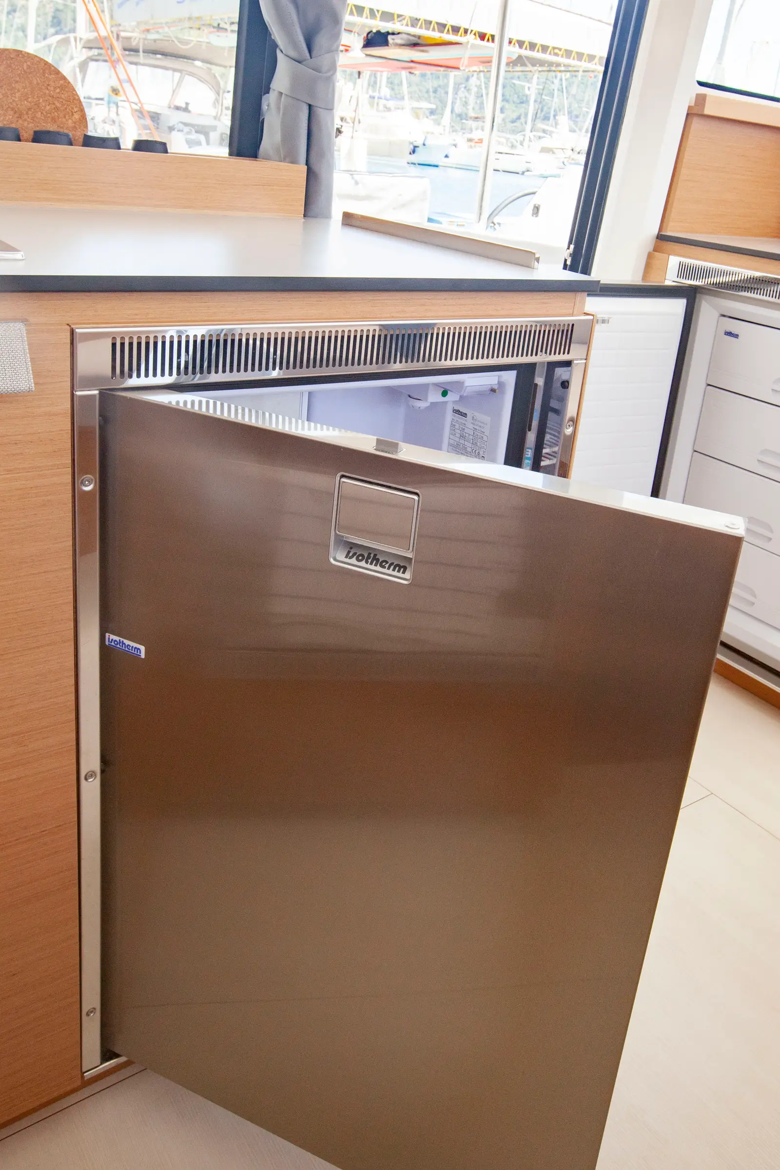 Teo & Kuzey, Fridge