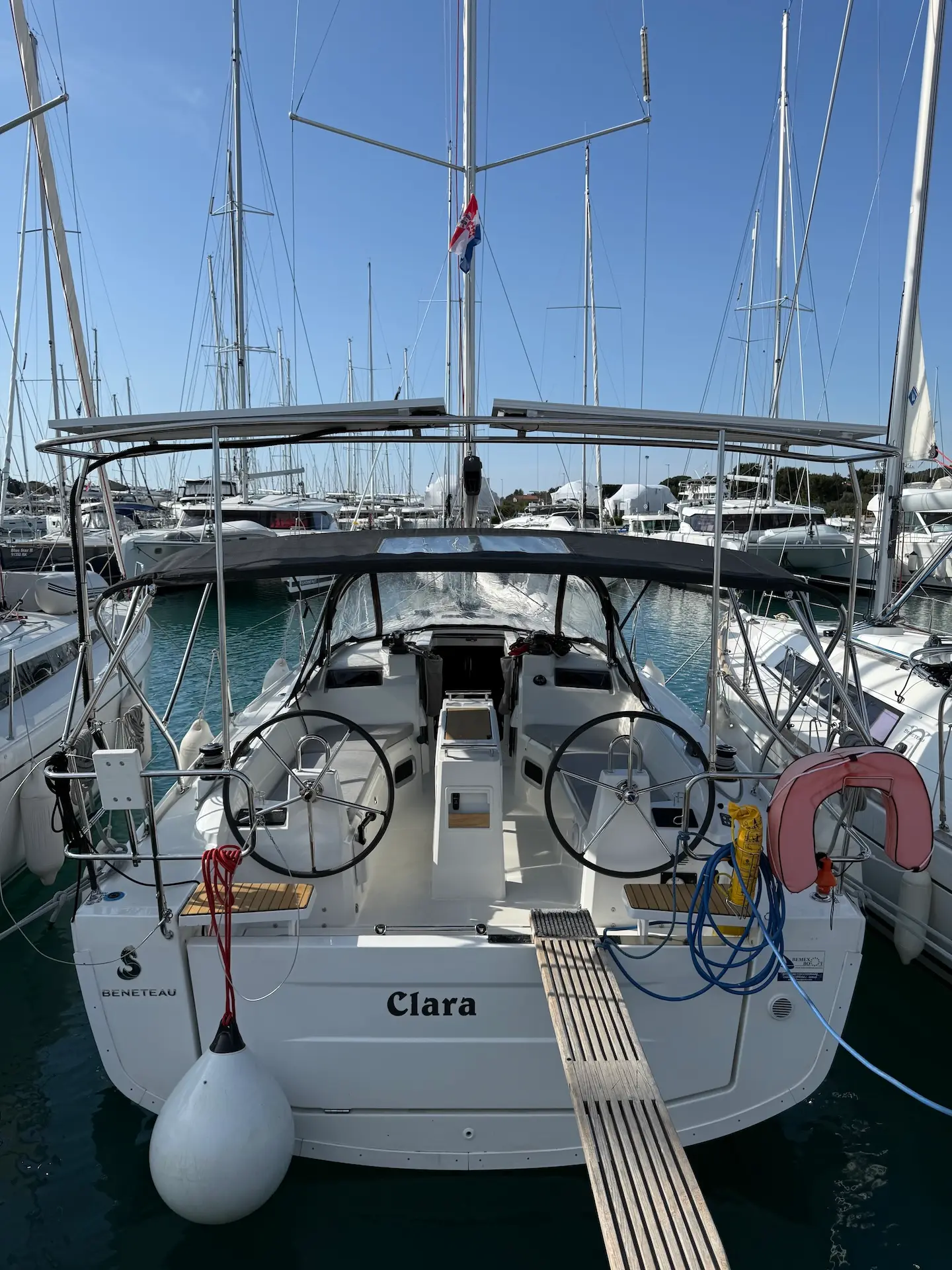 Clara, photograph 3