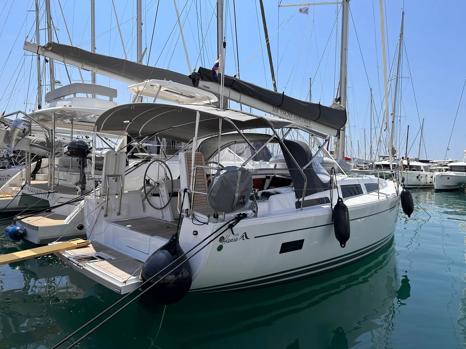 Calypso, Main image