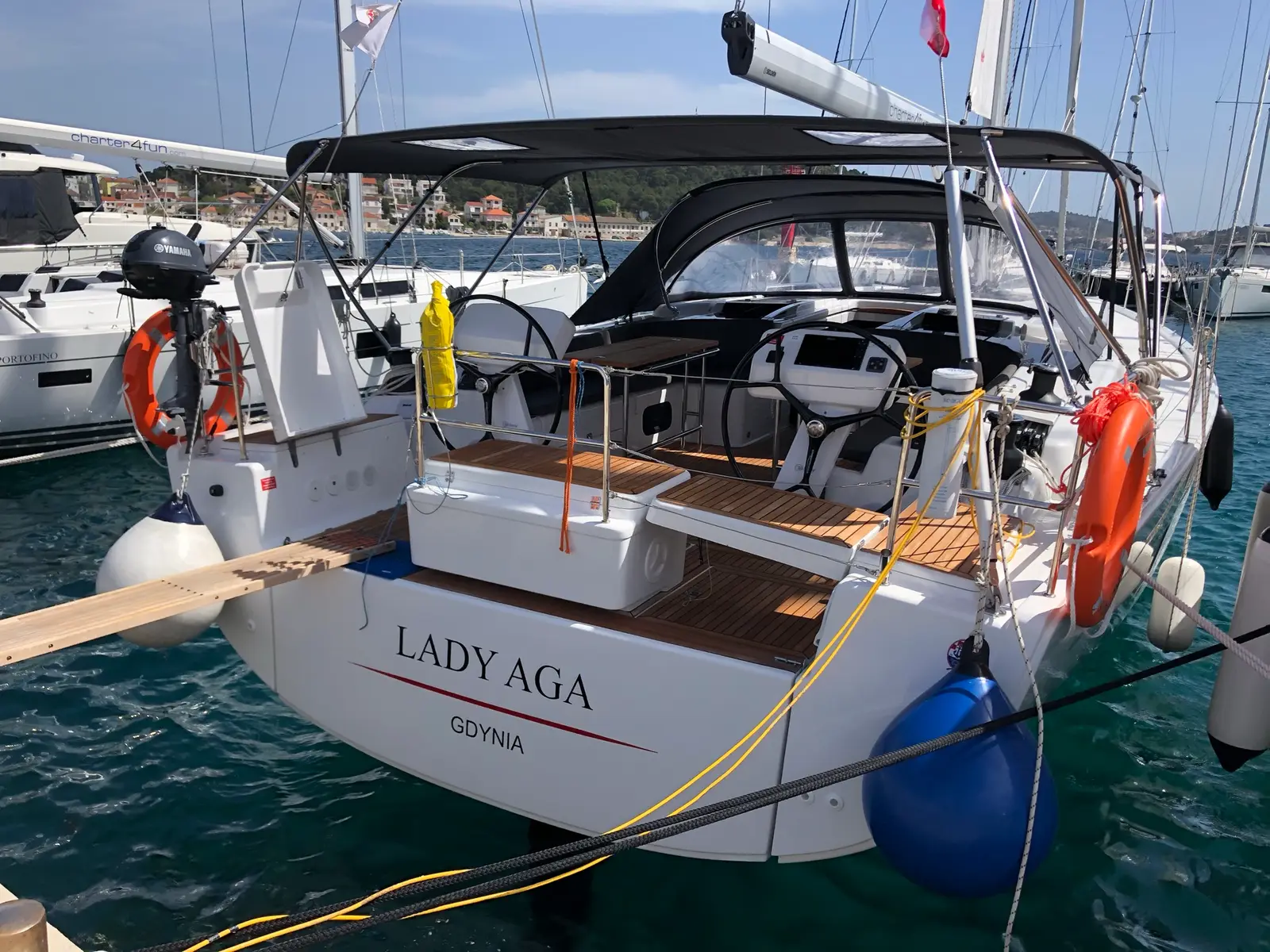 LADY AGA, photograph 12