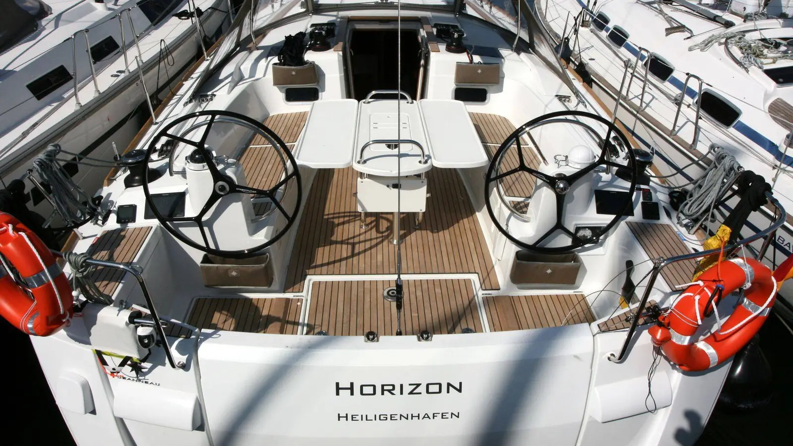 Horizon, photograph 14
