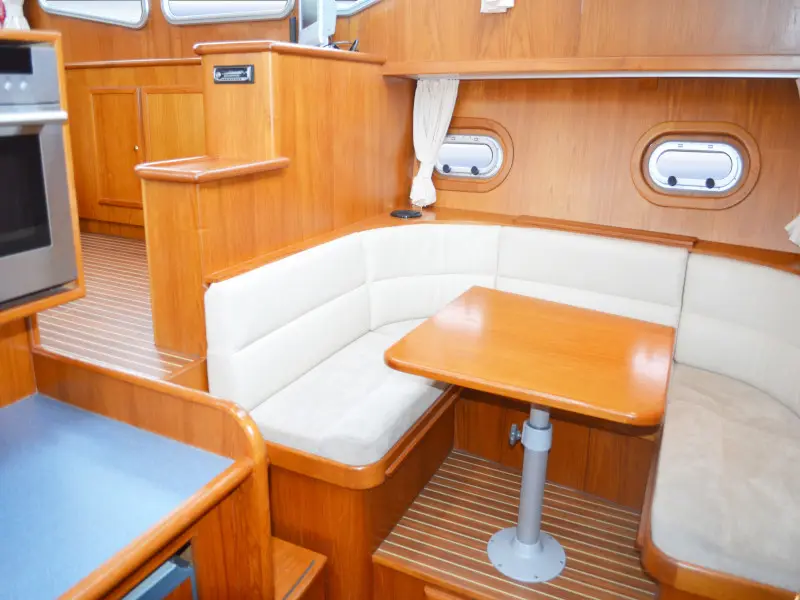 Drait 79, Interior image