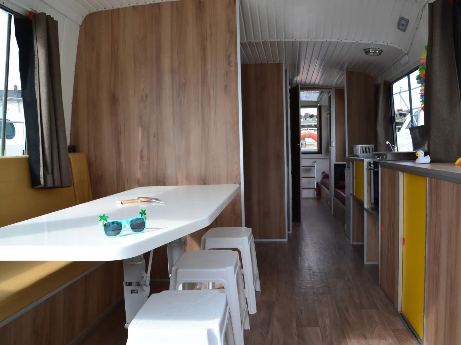 Bergeronnette, Interior image