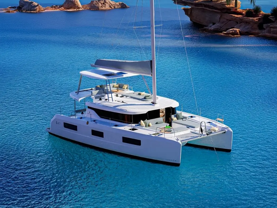 Active Cruises, Main image