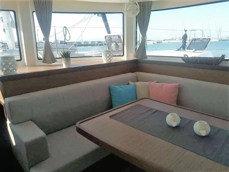 Elysium crewed - VIP equipped, photograph 14