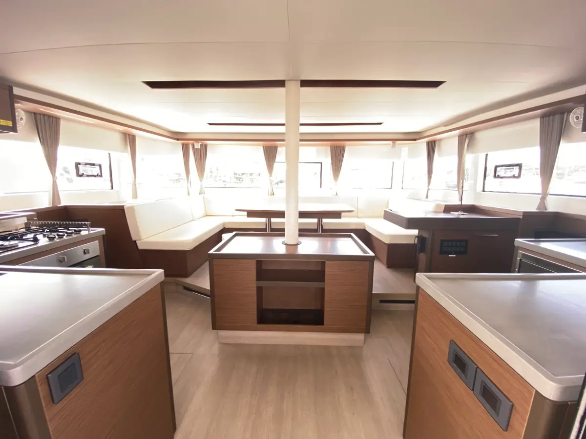 Coraline, Interior image