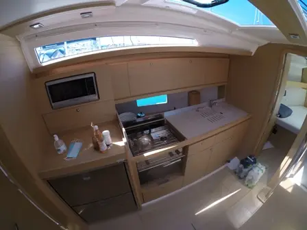 Emerald, Interior image