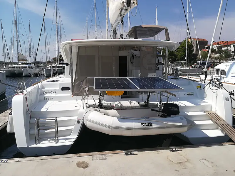 Bob Cat, Lagoon 39