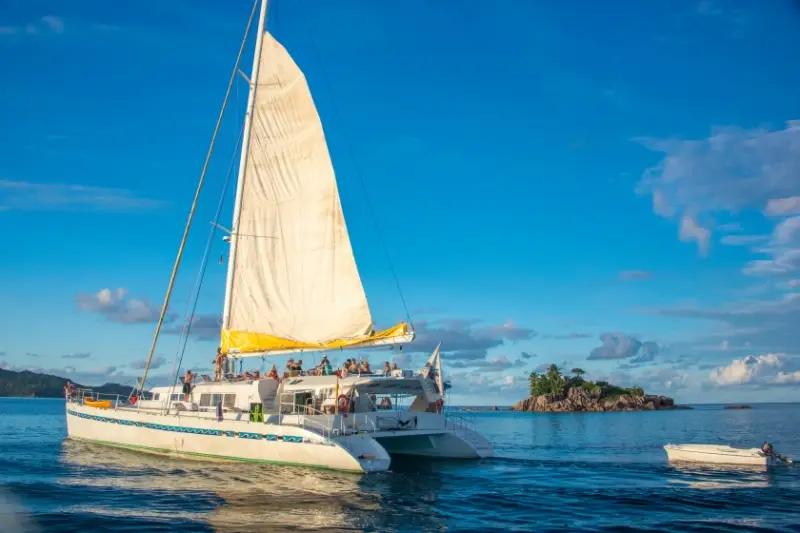 Le Gauguin, Outside / Aft