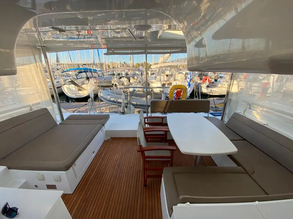 AEROPI  |⛵ VIP, Skippered Only, Watermaker, Generator, AC, BBQ, Interior image