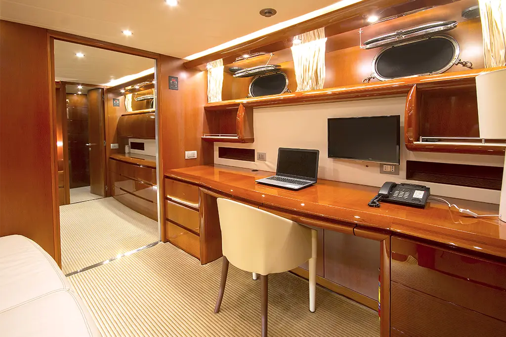 24M Deluxe Maiora Motoryacht, photograph 36