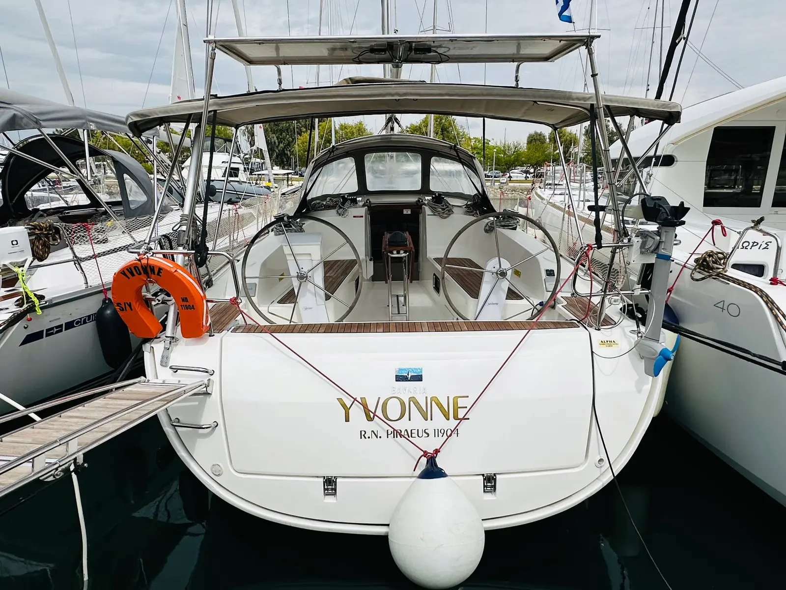 S/Y Yvonne, Main image