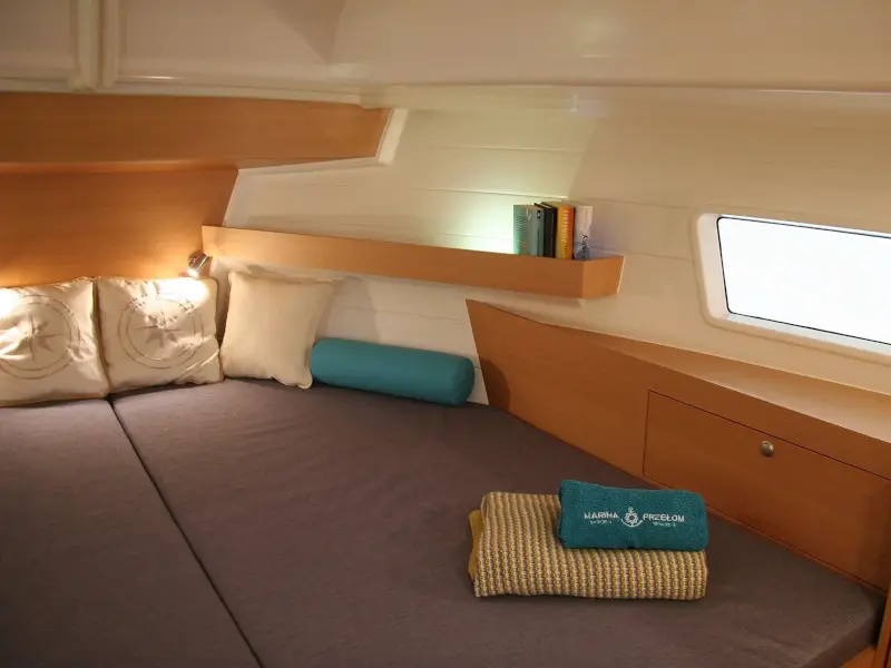 Platinum 989 Flybridge (Premiera), photograph 3
