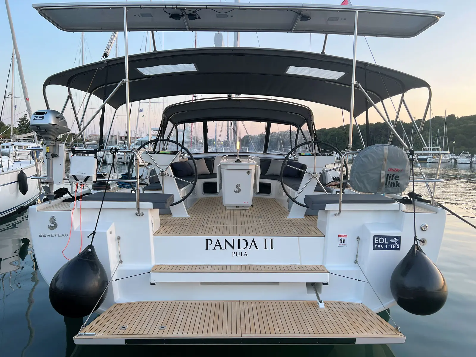 Panda II, photograph 8