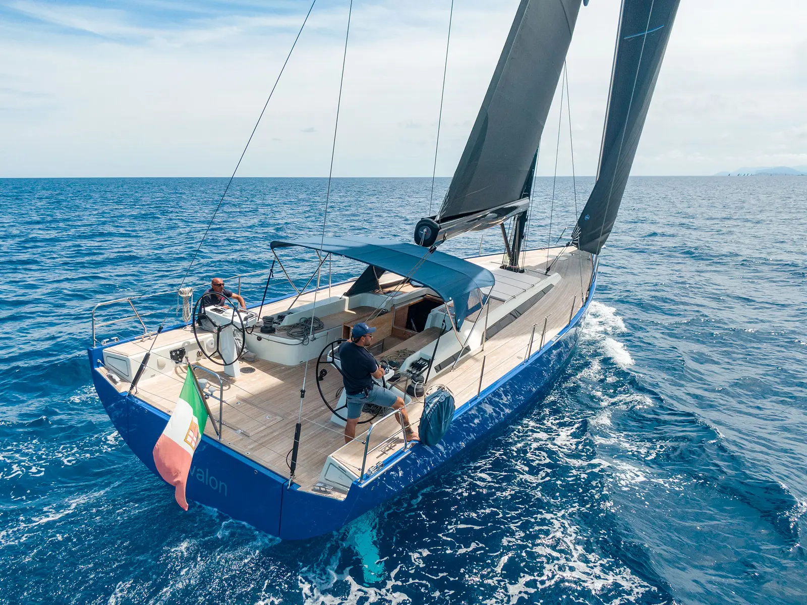 Avalon - Luxury - A/C, Watermaker, foto 13