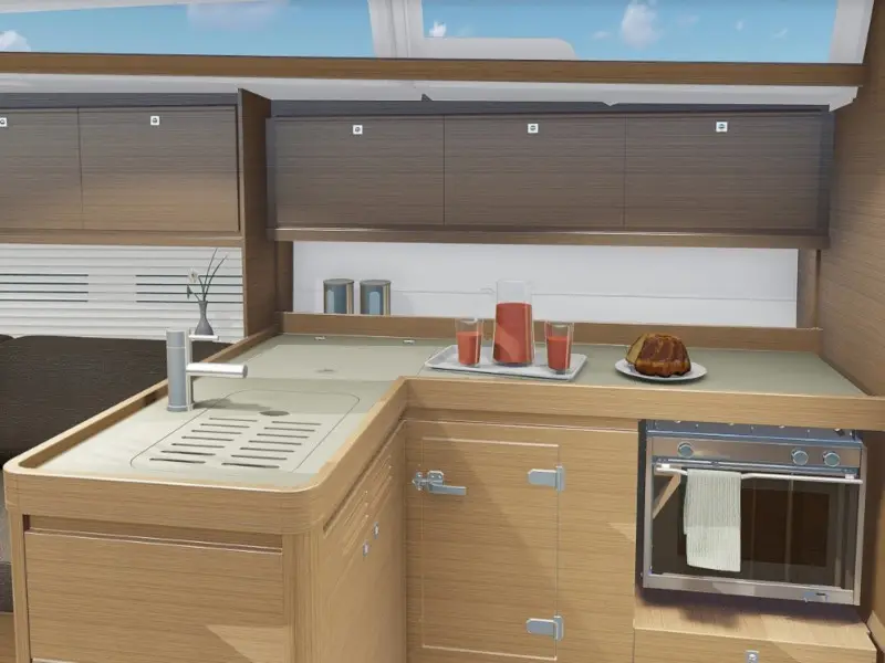 Coast to Coast, Interior image