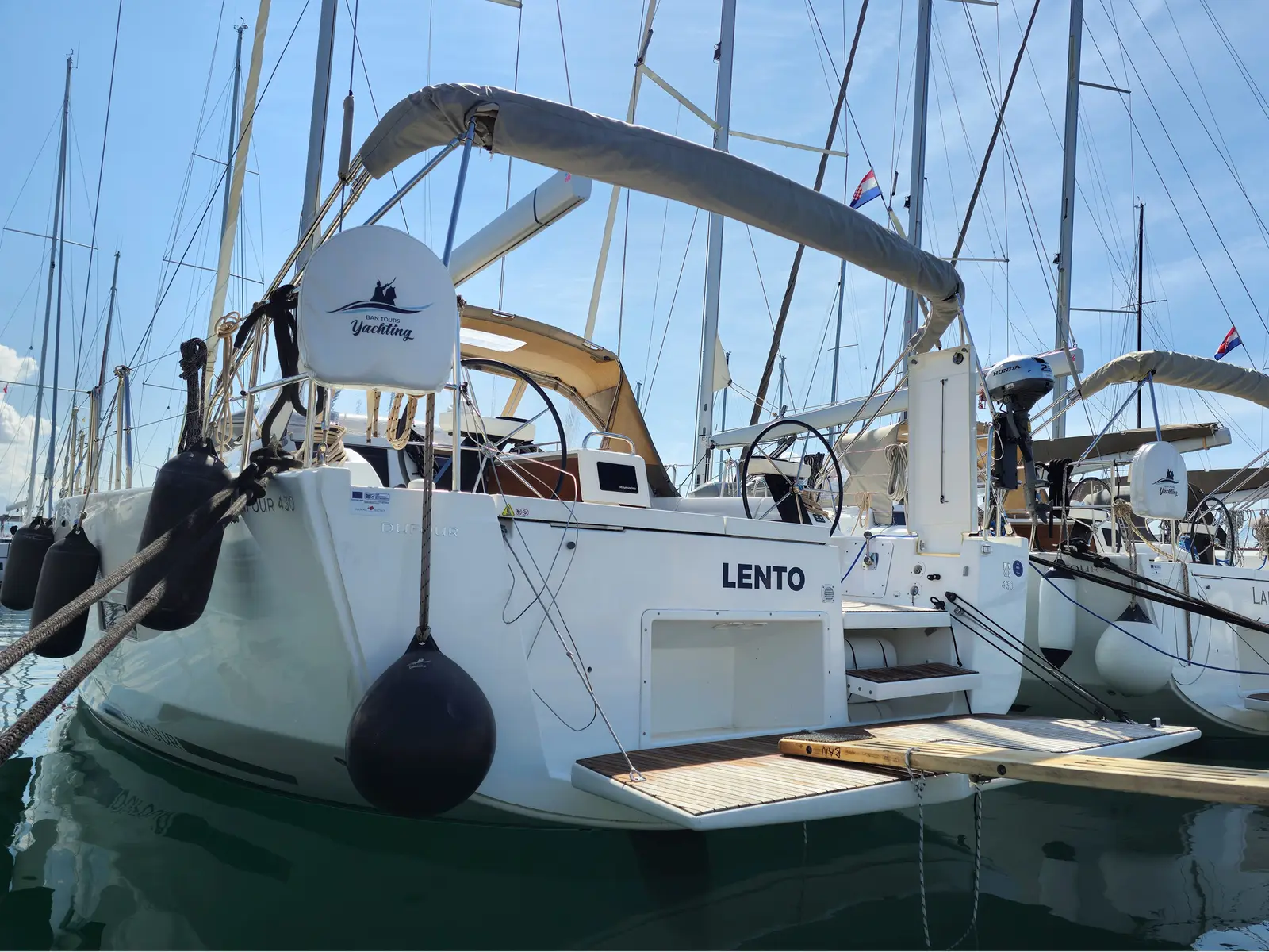 Lento, photograph 12