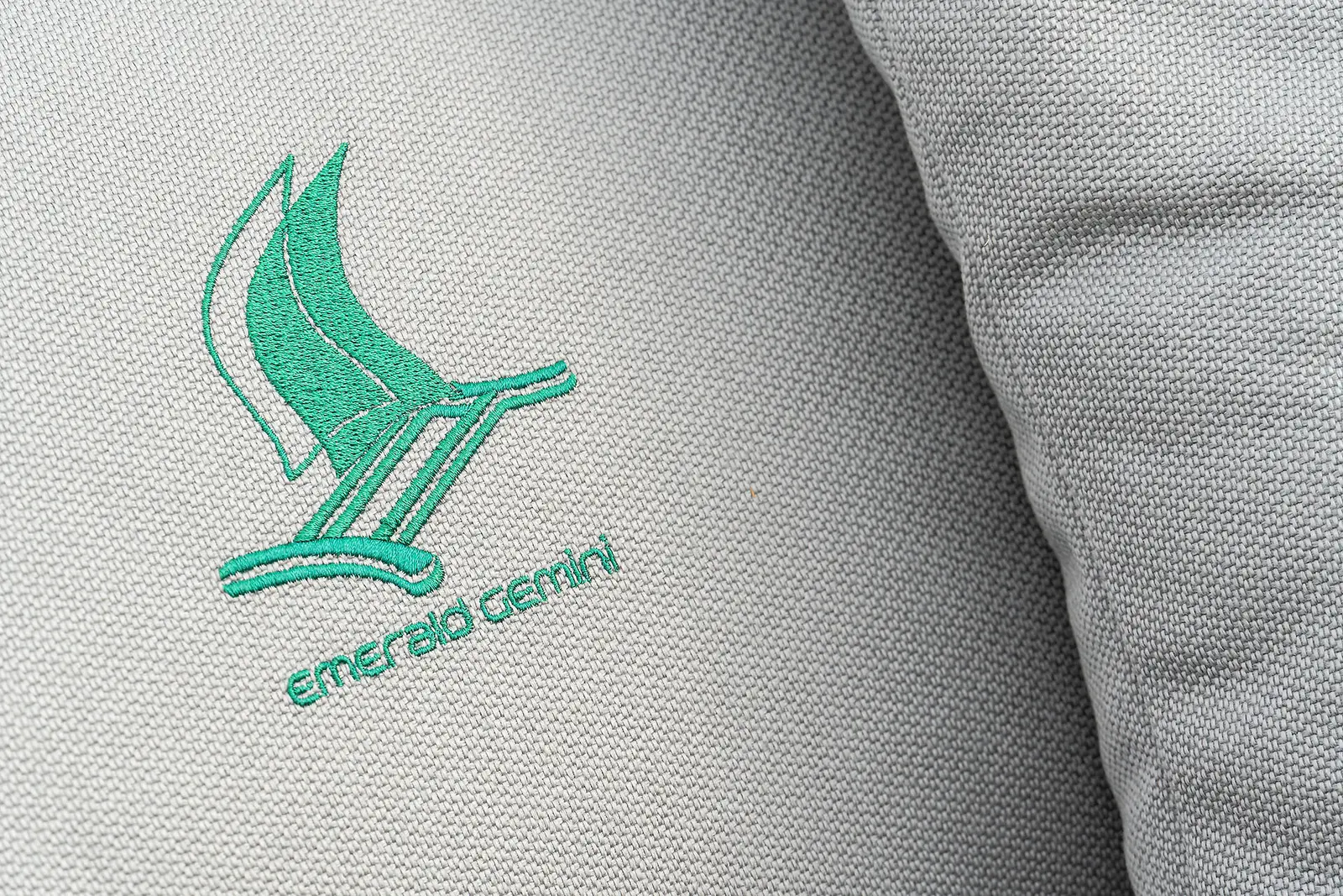 EMERALD GEMINI, photograph 53