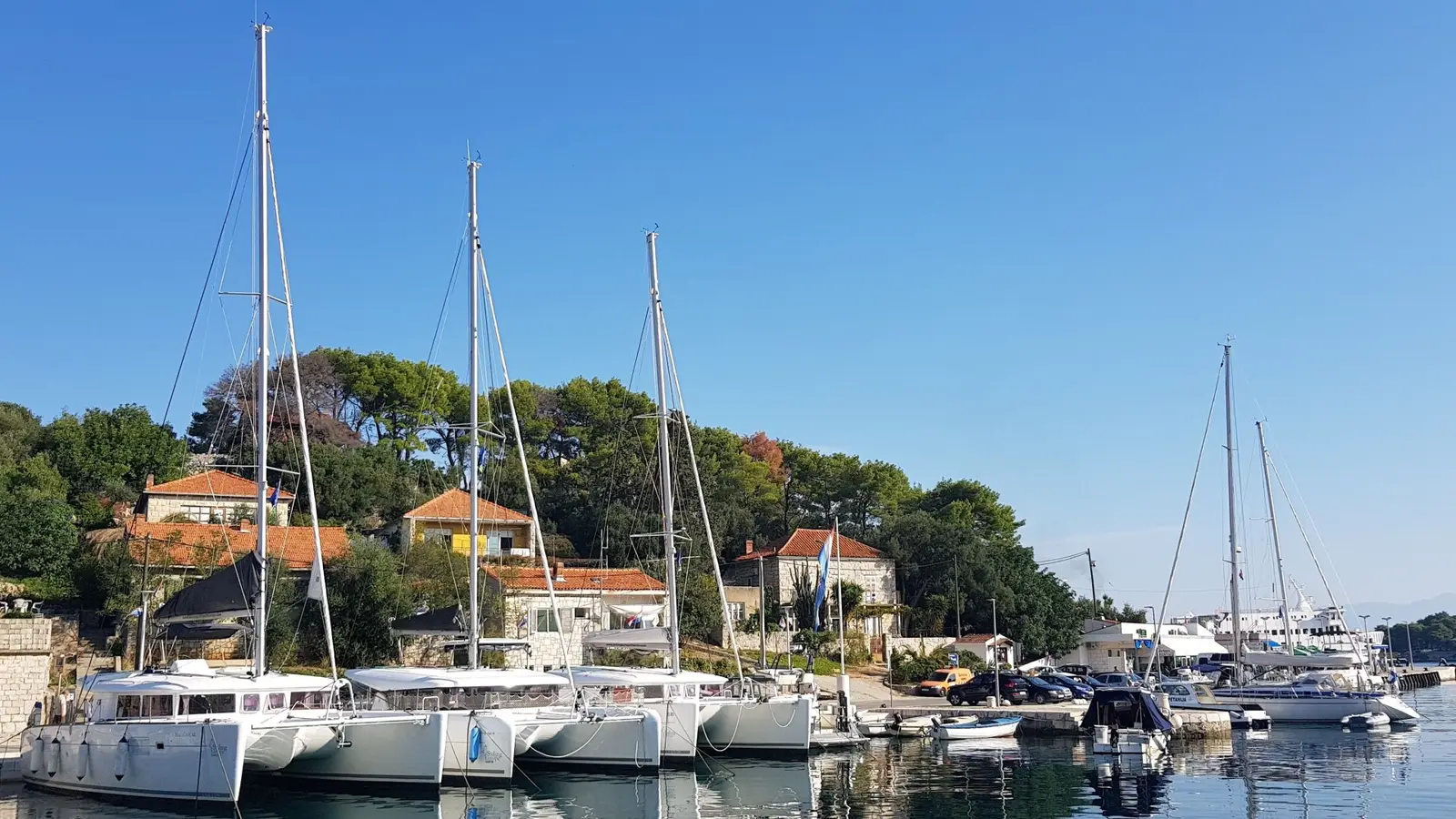 GALAPAGOS, Marina Rogač - catamarans (photo taken 2019)