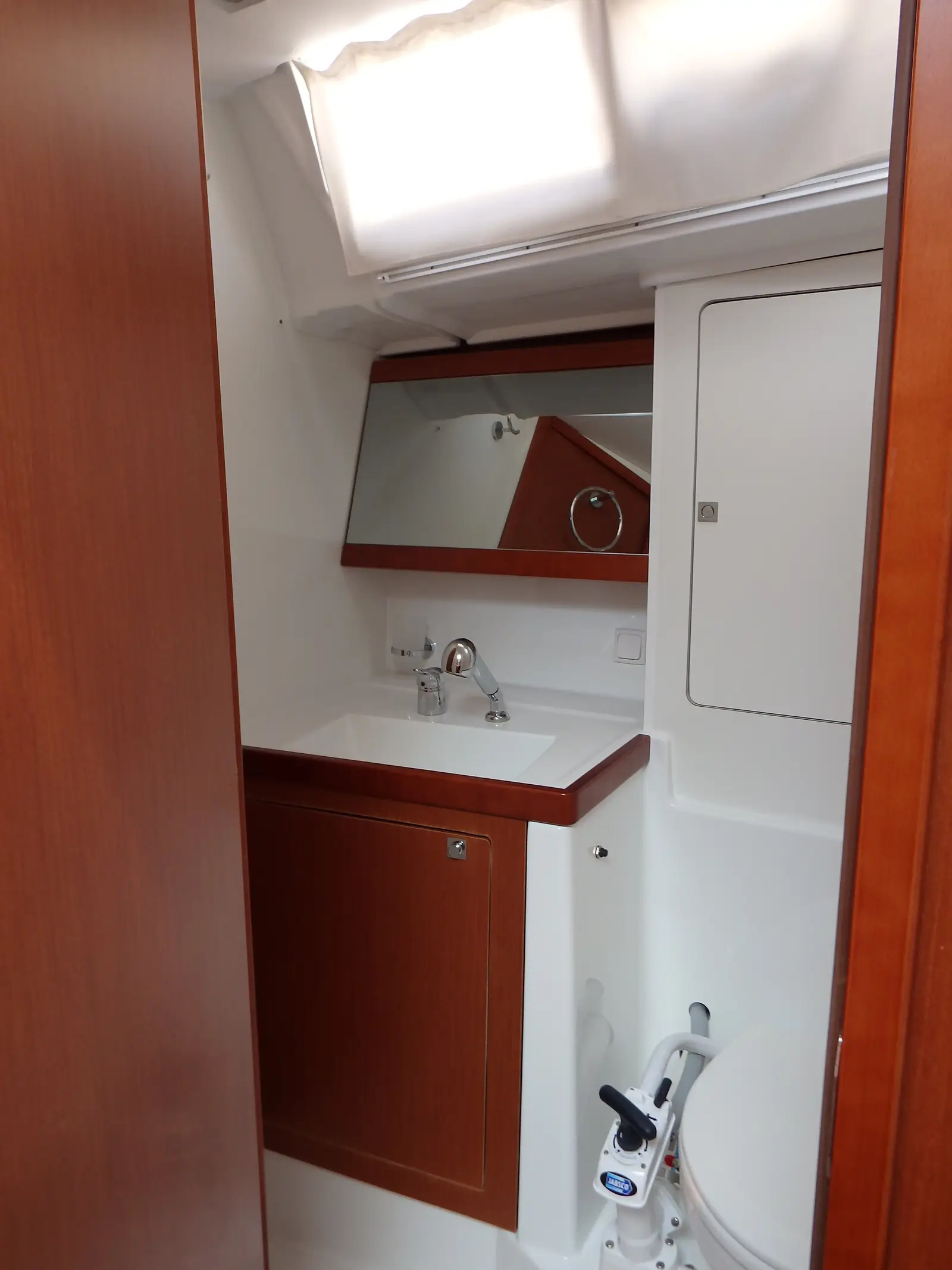 Oceanis 48, foto 19