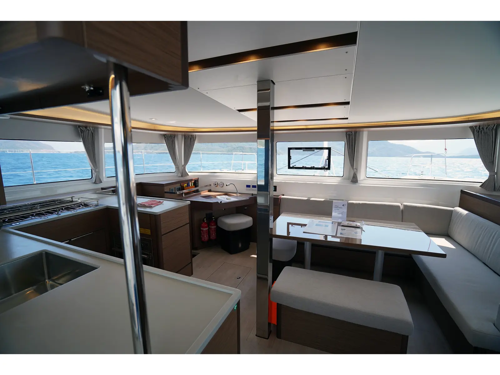 Sweet Dream, Interior image