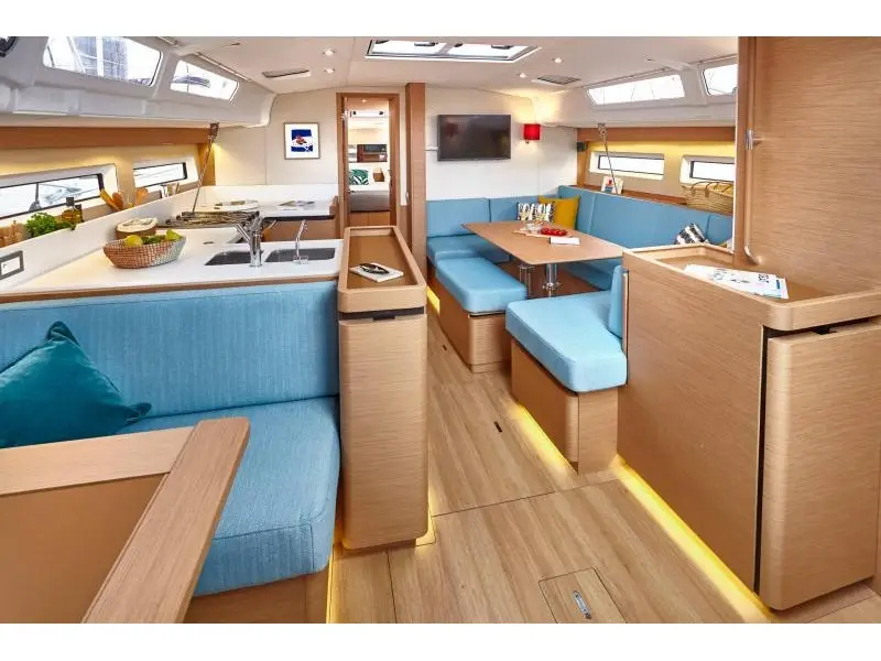 Etheria, Interior image