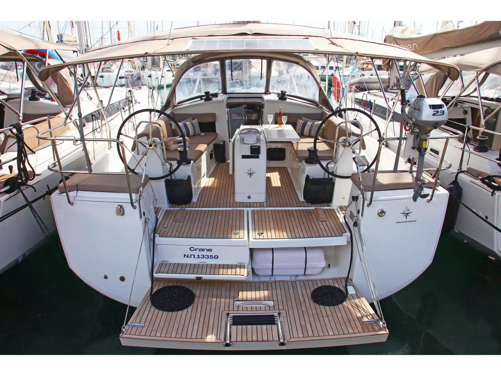 CRANE, Sun Odyssey 440
