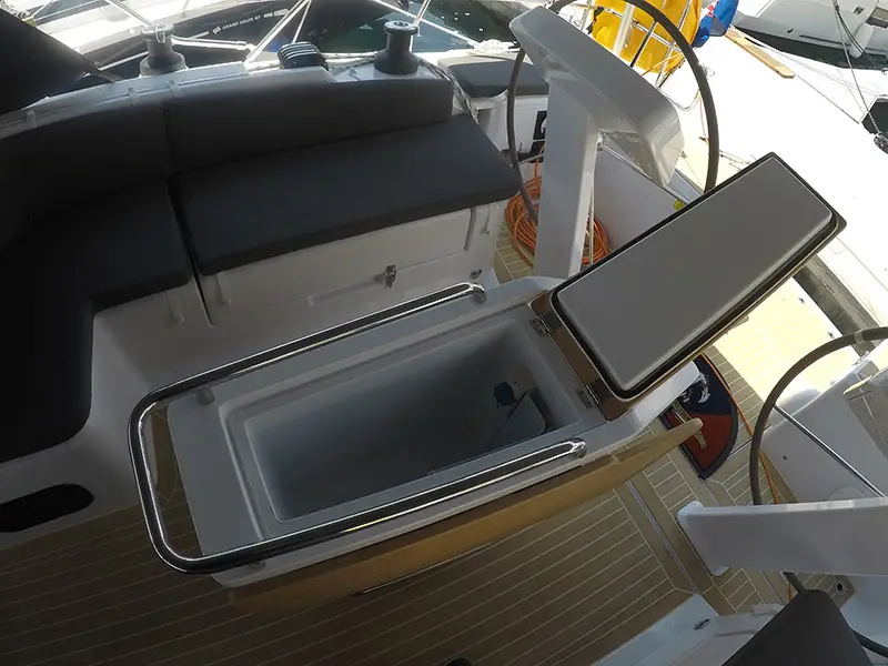 Podatok Too, Hanse 458