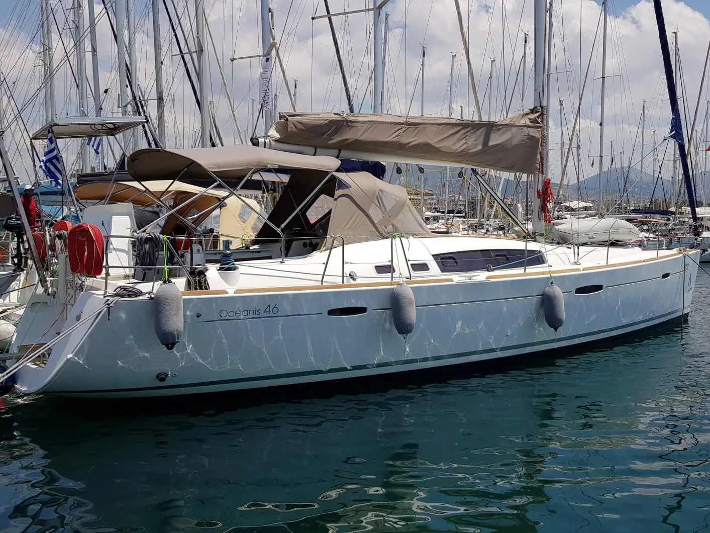 Sifnos 46.1, Main image