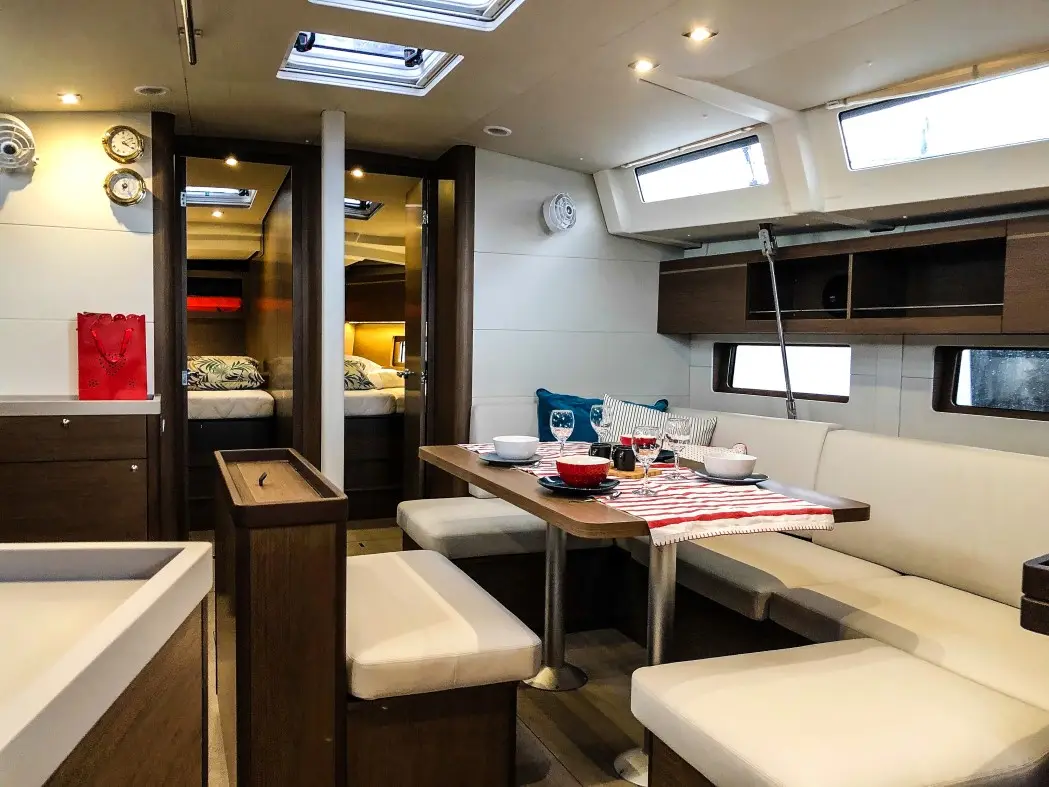 NEMO, Interior image