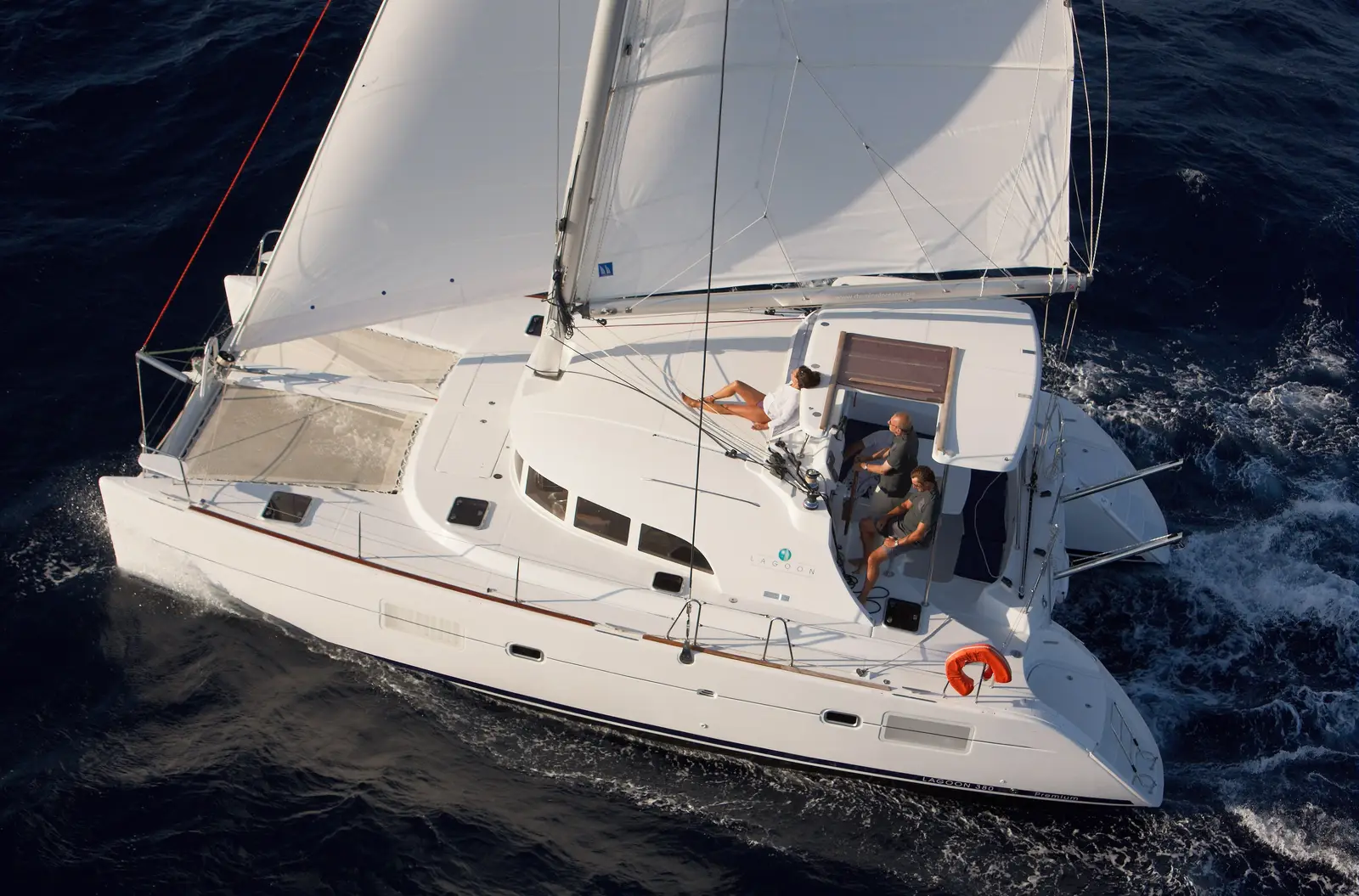 PUMA I, Lagoon 380
