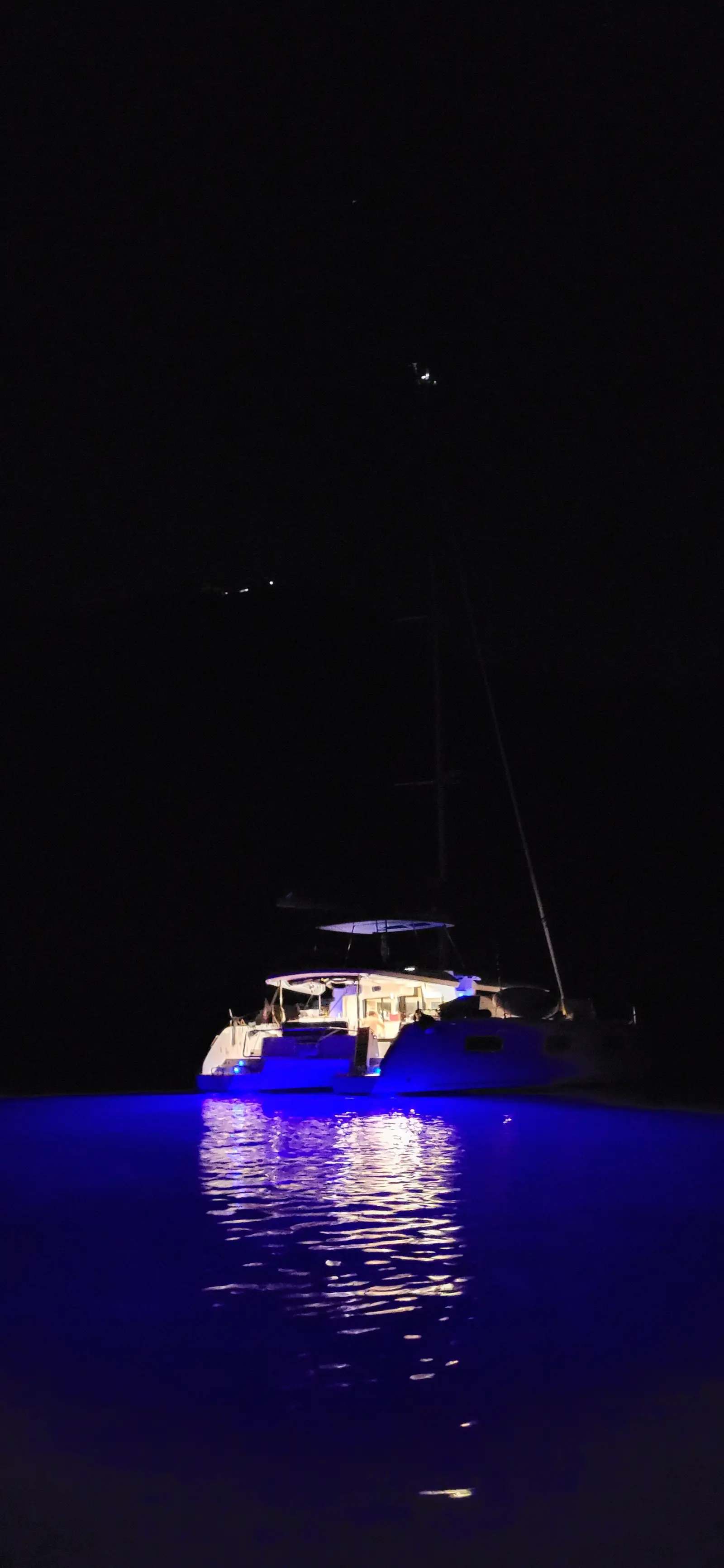 Blue Moon, photograph 105