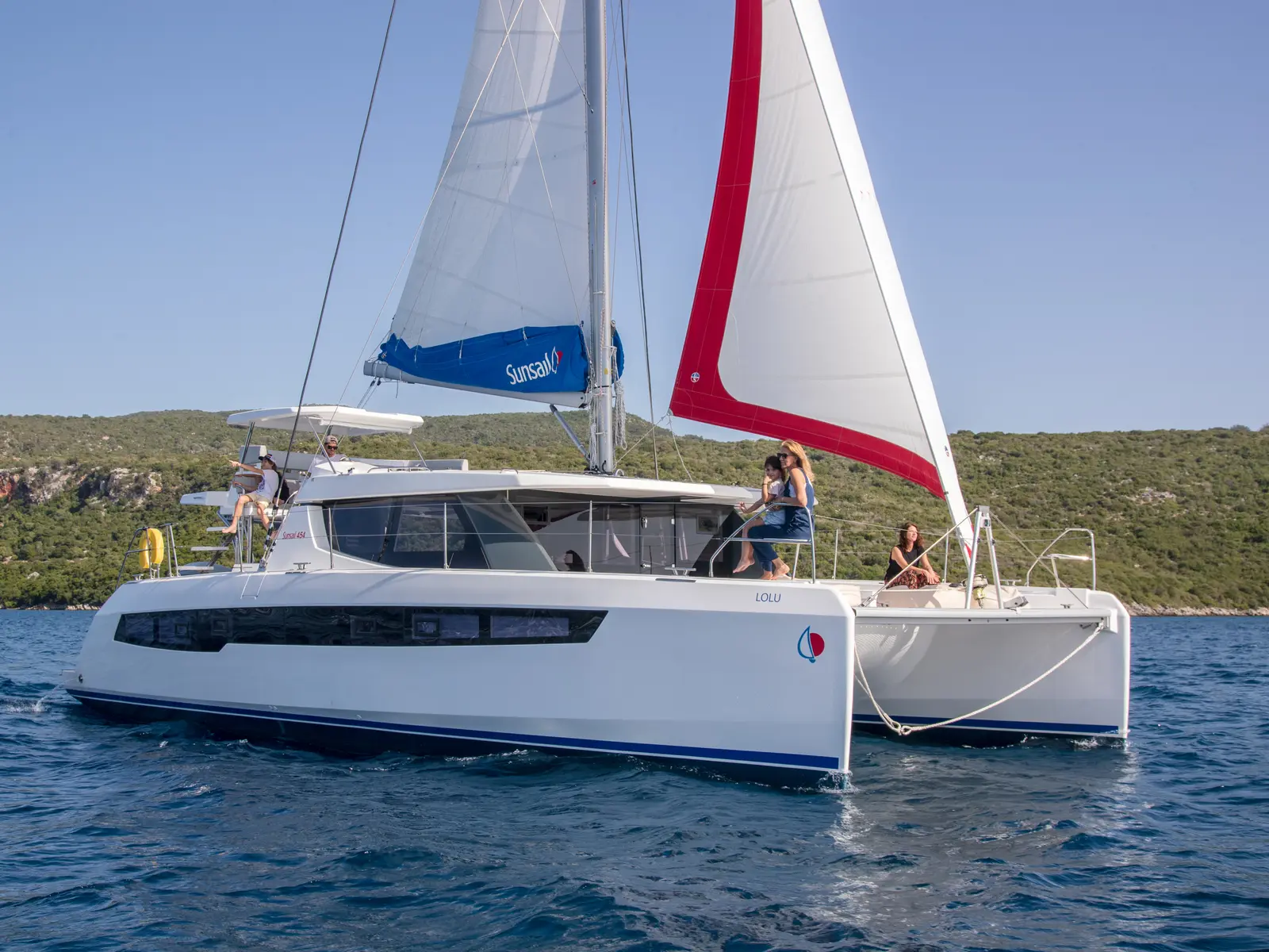 Sunsail 454L Classic, Main image