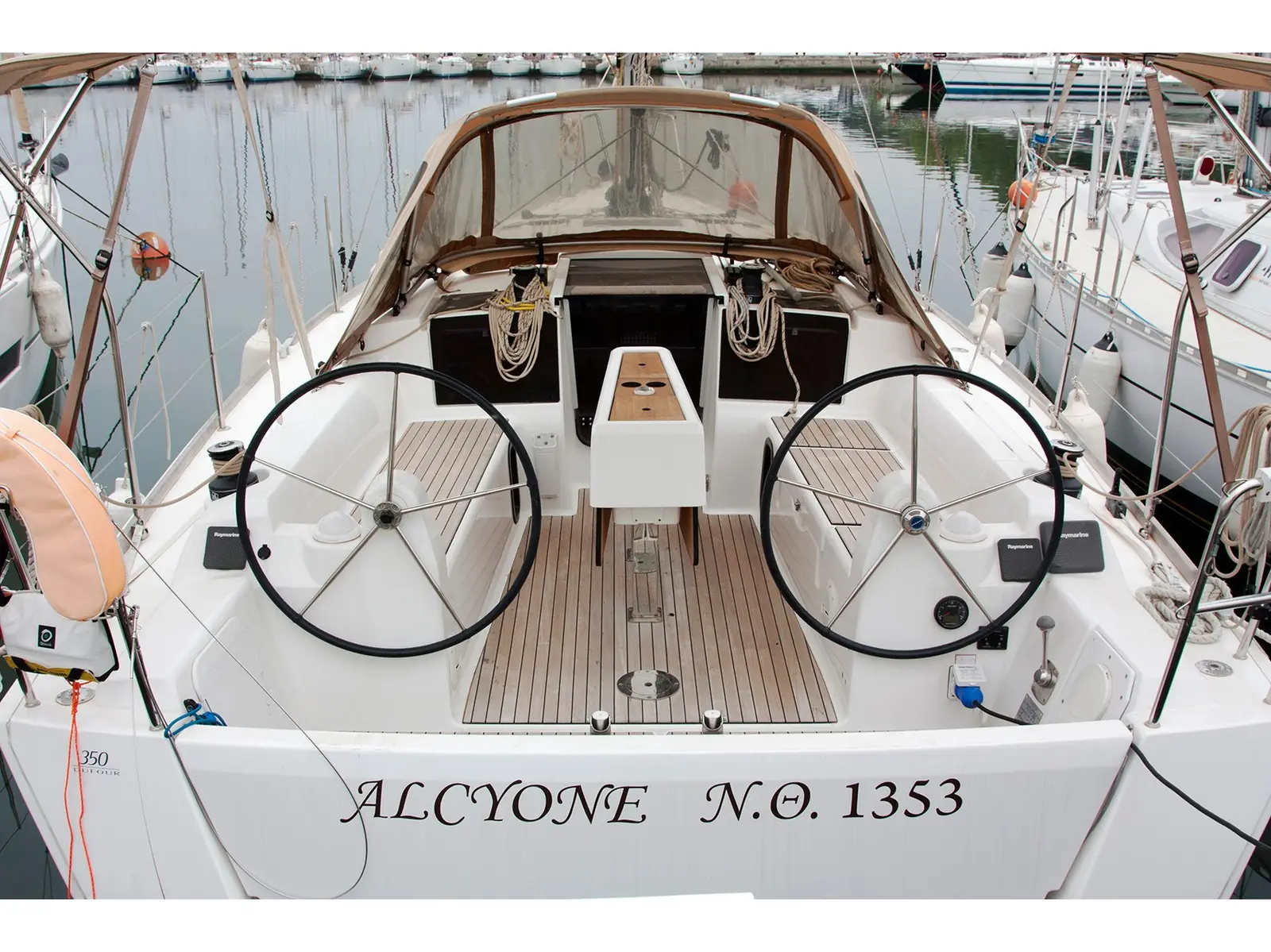 Alcyone, Main image