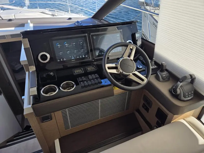 SABIJAC, Prestige 520 Fly