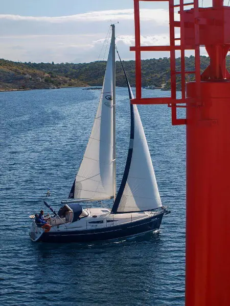 Sea Bird, exterior