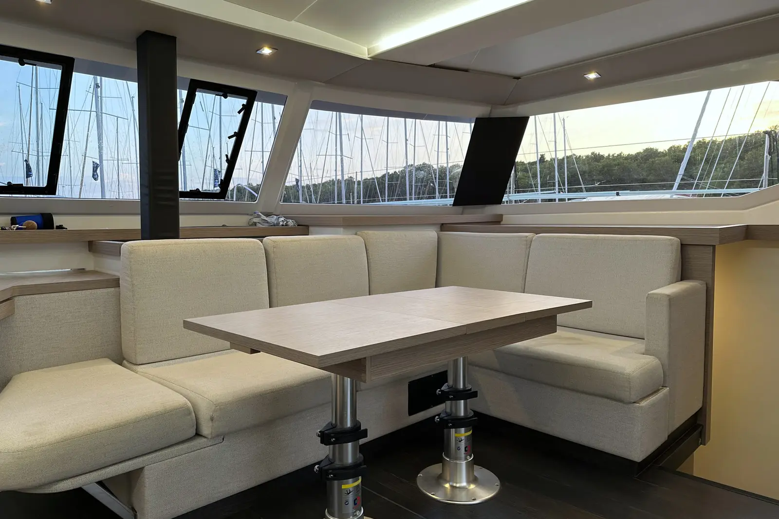 Arisa, photograph 23