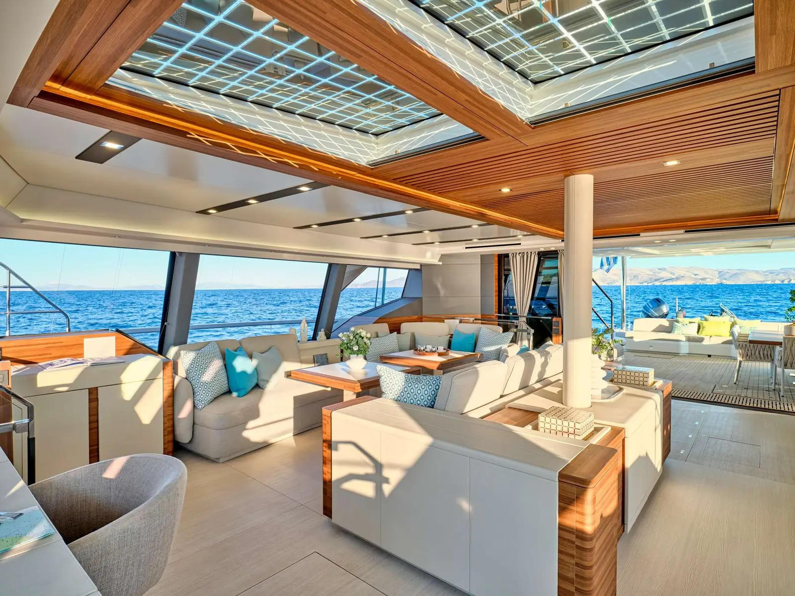 Ad Astra, Interior image