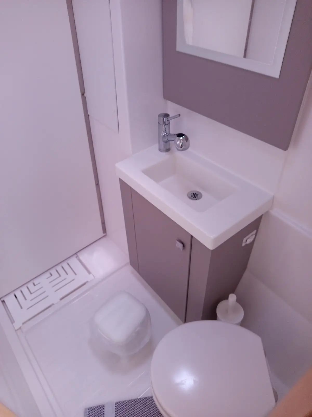 IOANNA - GEN/AC+WATERMAKER, photograph 12