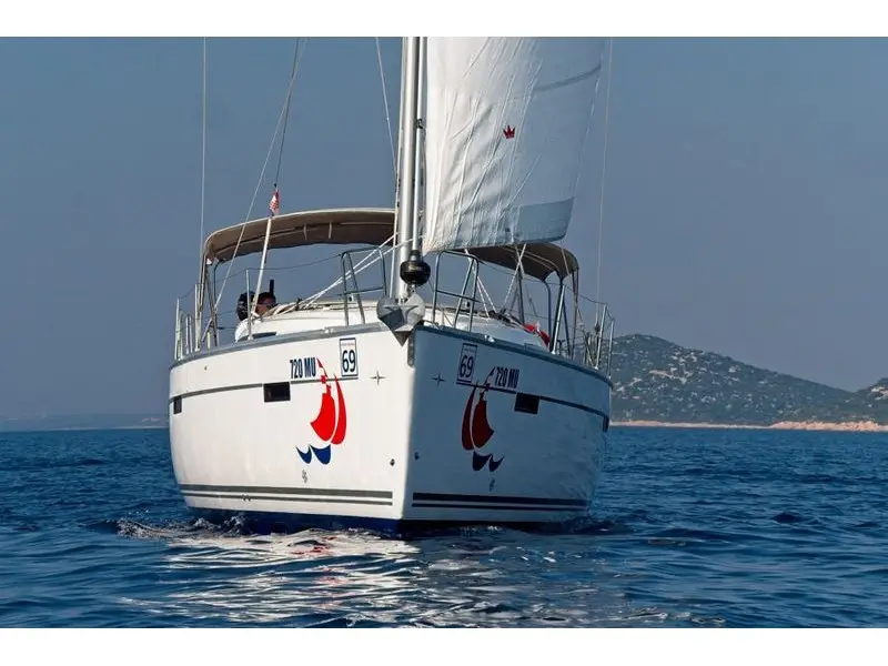 MH 57, Bavaria Cruiser 41