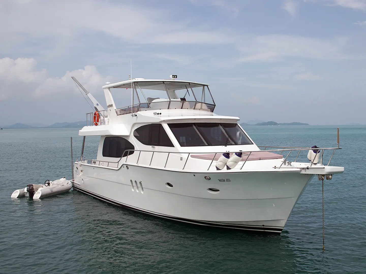 JAWSSS, Motoryacht