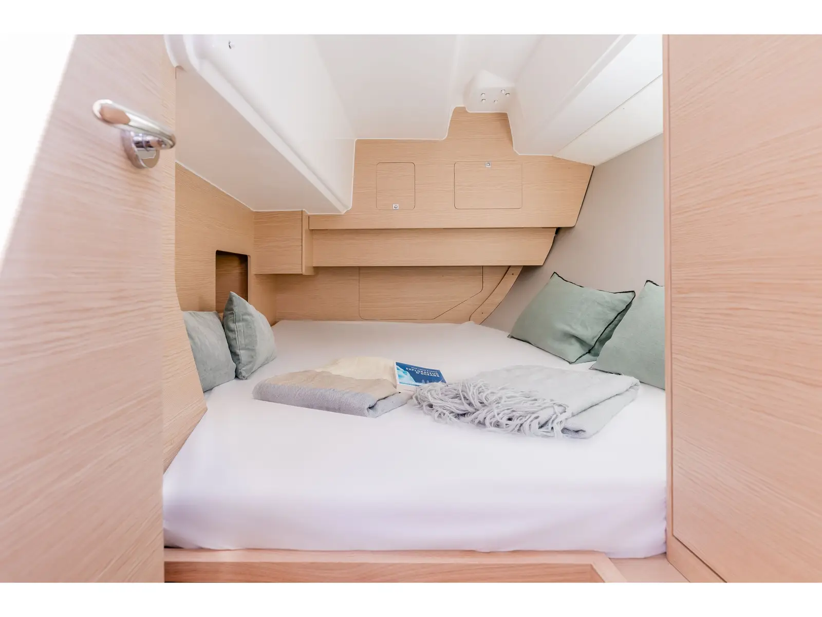 Viridis, Interior image