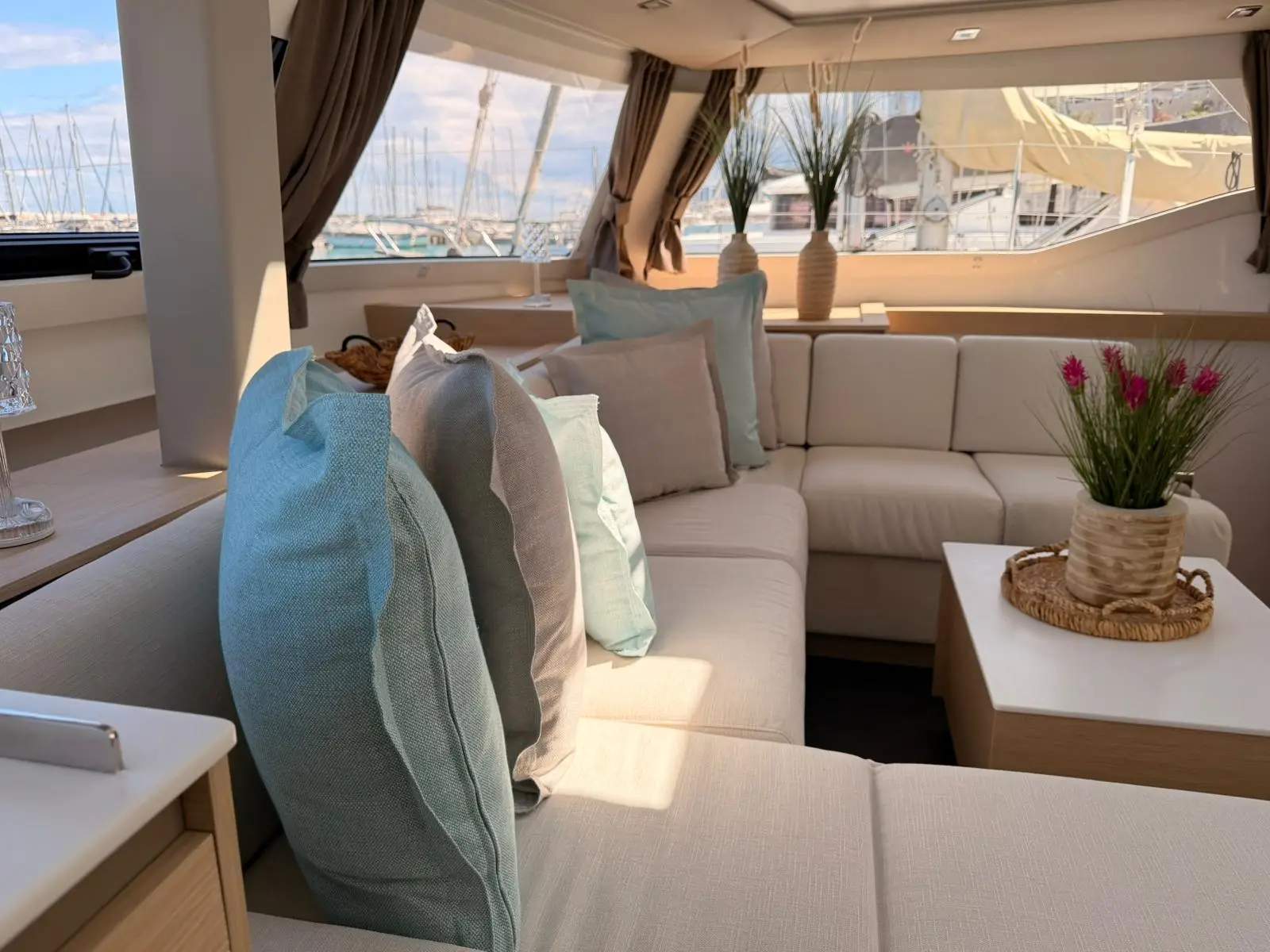 BLU DOLPHIN, photograph 25