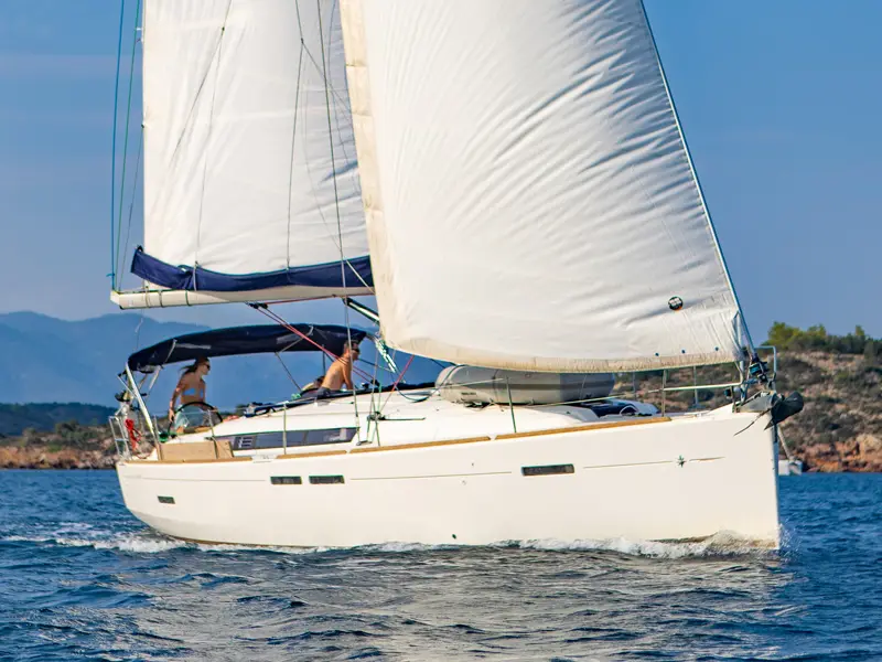 Dimitra, Main image