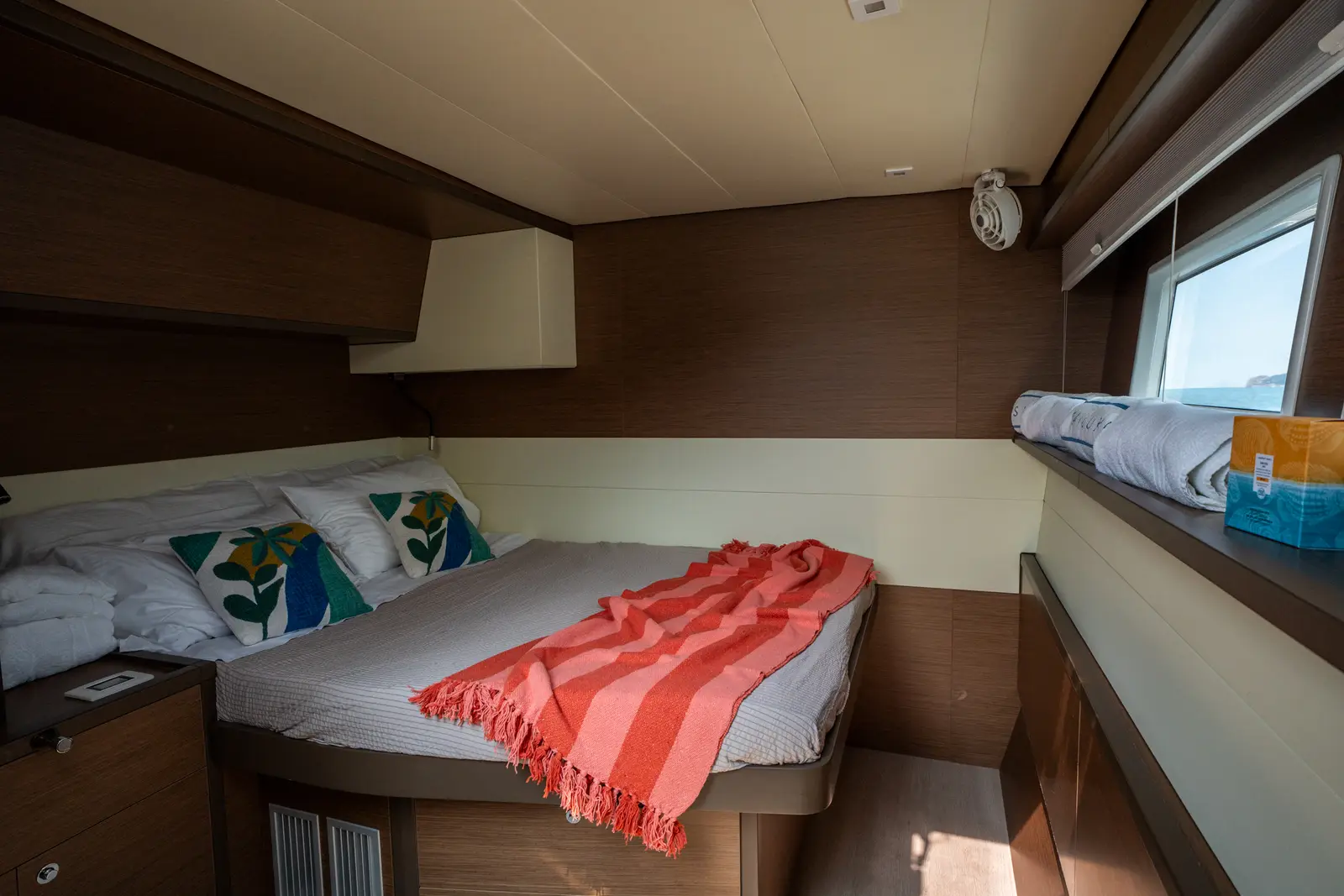 SAILUXE - Fichissimo, Cabin