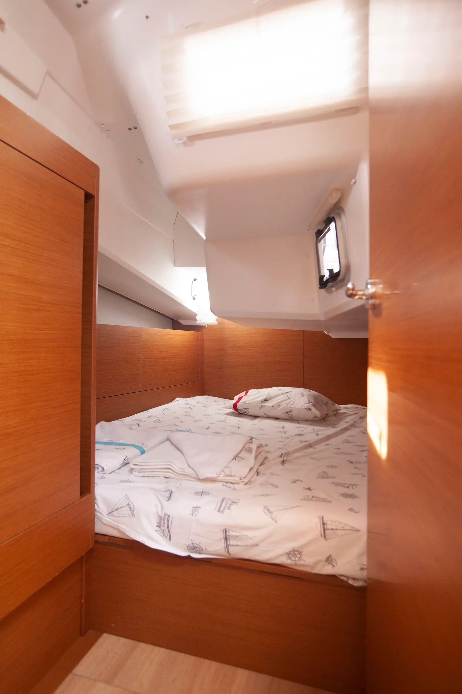 Sea Breeze, Aft Cabin (starboard side)