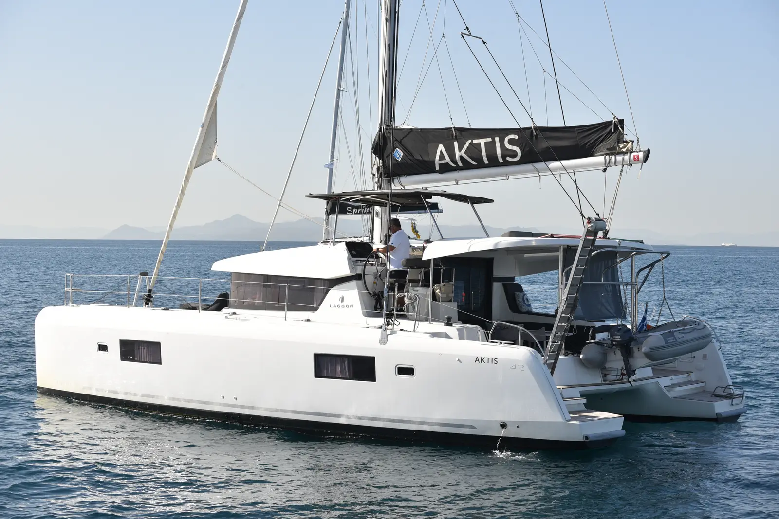 AKTIS (air condition, generator, watermaker), photograph 10