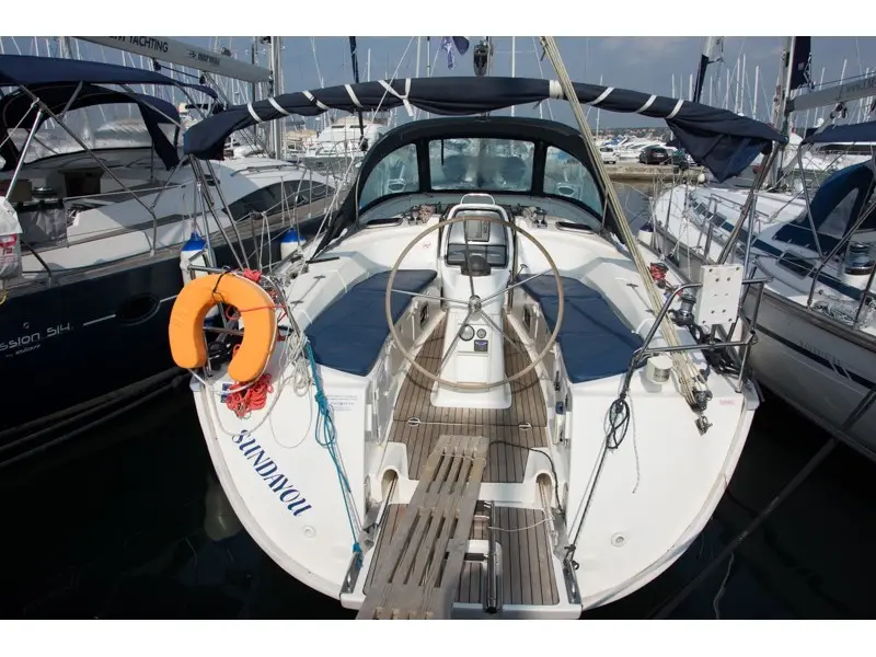 (1132 BG) (sails 2015), Bavaria 38 Cruiser