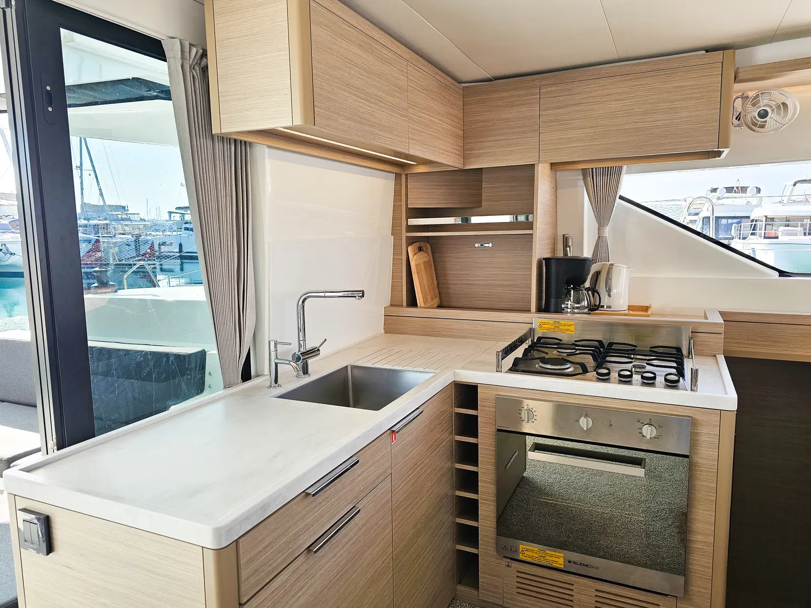 Nevera, kitchen