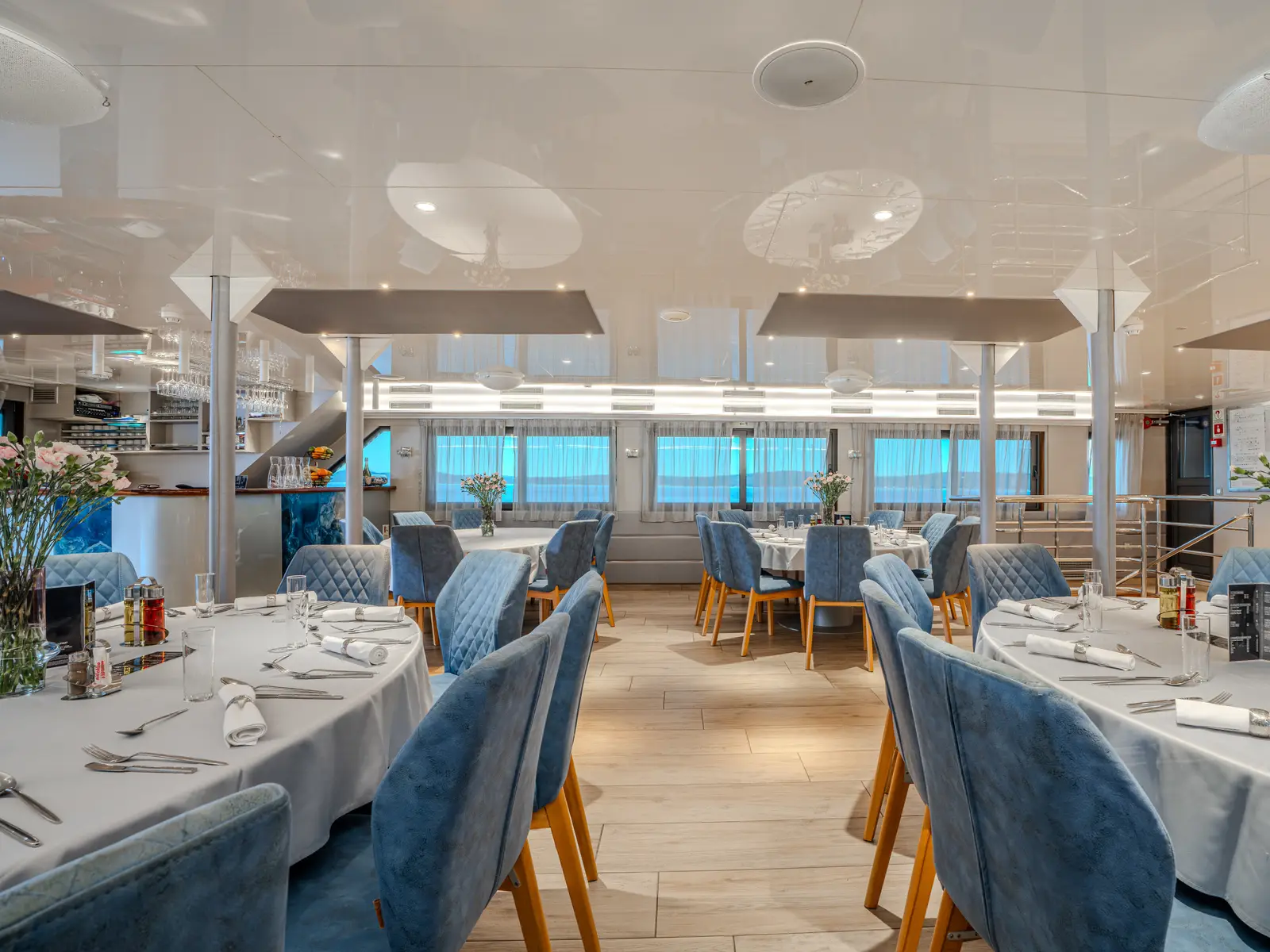 Alpha, Interior image